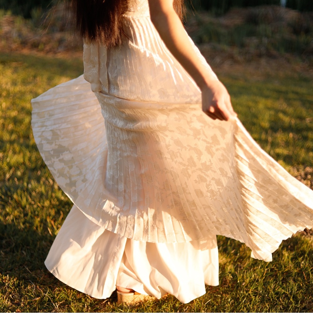 & Other Stories Stockholm Atelier Maxi Floral Pleated Dress (Size 0), Ivory